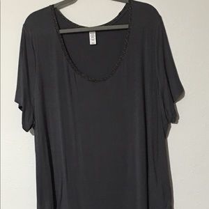Glitter trim scoop neck shirt